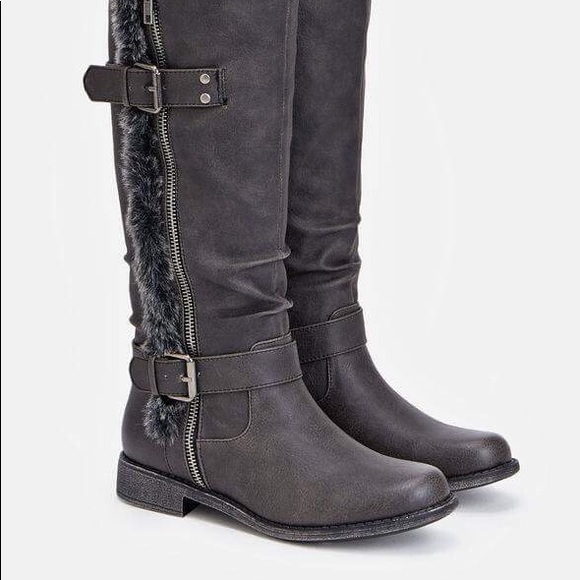 ❌❌SOLD OUT ❌❌ - Picture 3 of 5